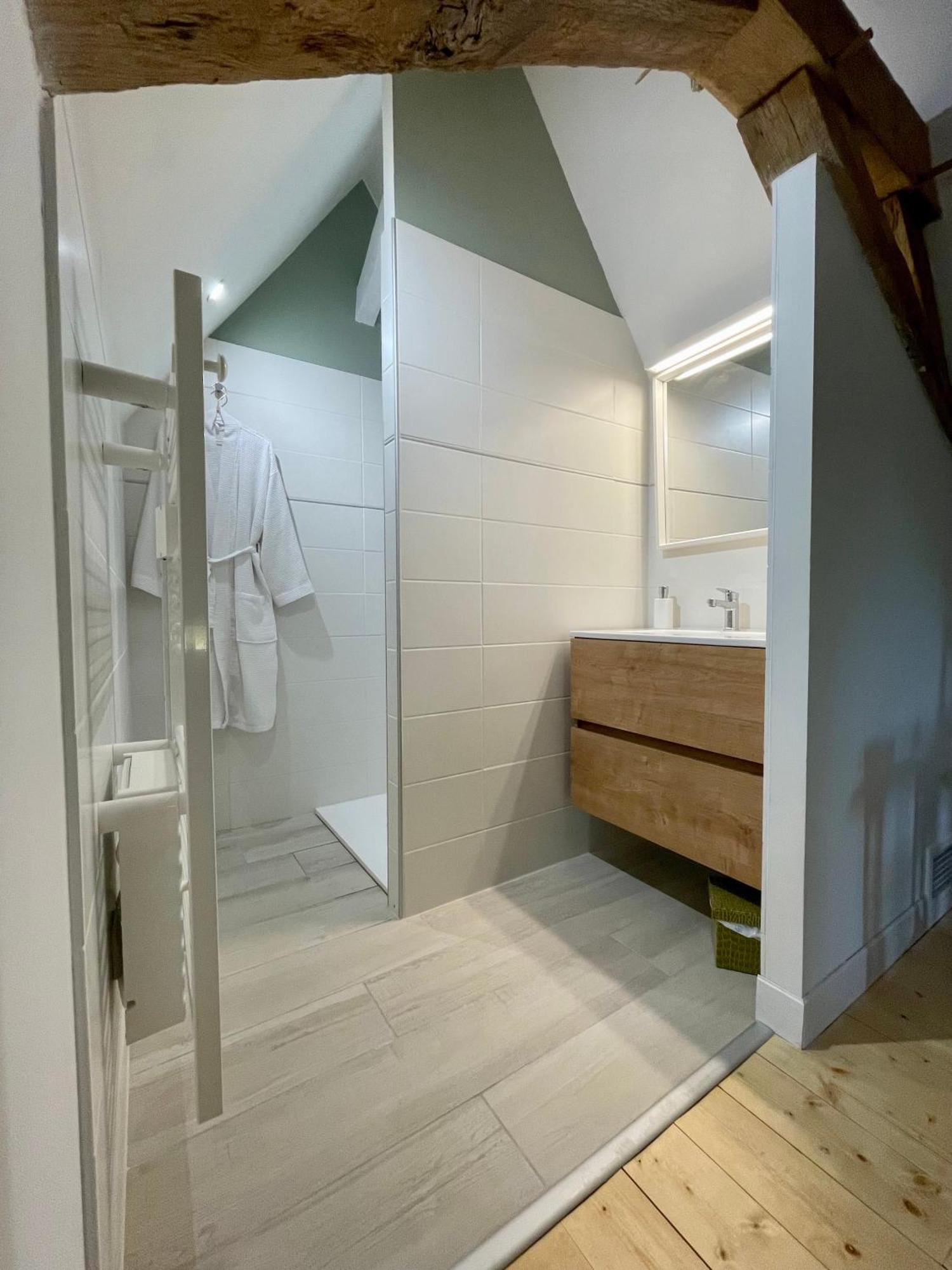Boisse  La Vignerie Bed & Breakfast 部屋 写真